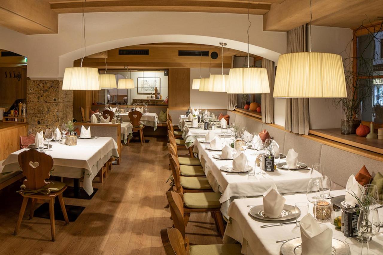 Hotel Wirtshaus Post Sankt Johann in Tirol Ngoại thất bức ảnh